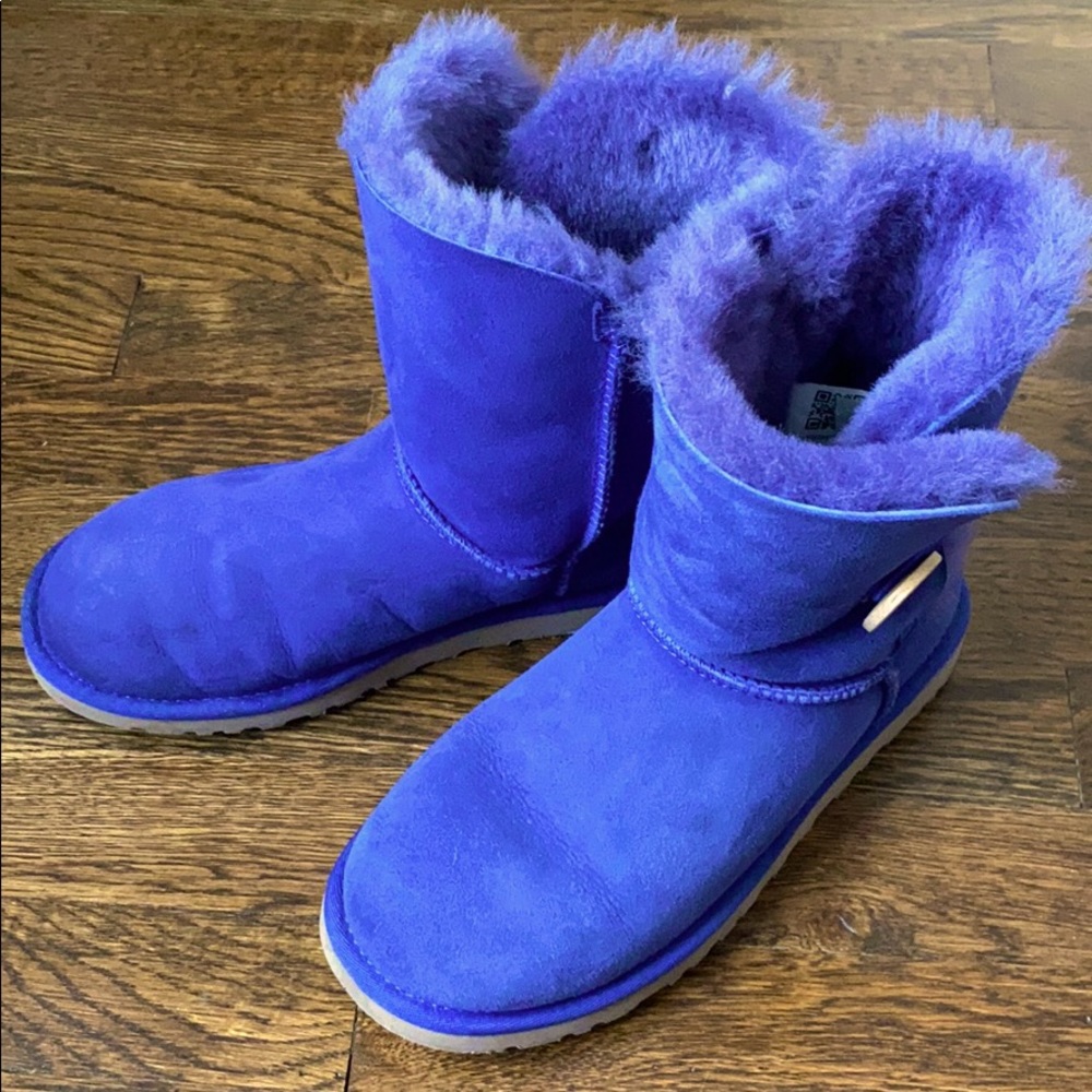 Ugg Bailey Button Boot Sz. US 6 EU 37